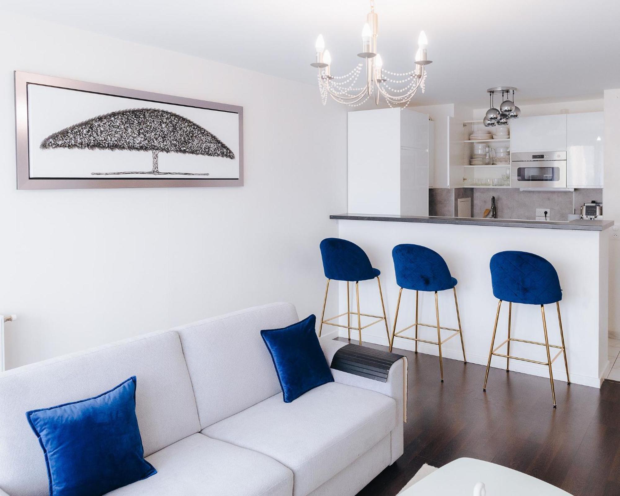 Appartement Luxueux, Neuf & Equipe A Versailles, Сен-Сир-л'Эколь Экстерьер фото