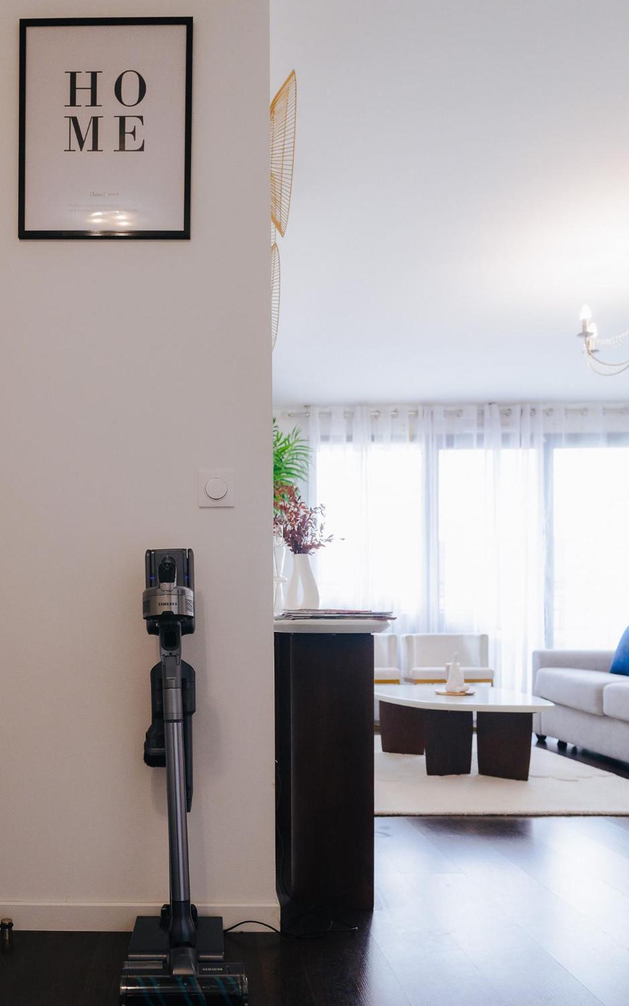 Appartement Luxueux, Neuf & Equipe A Versailles, Сен-Сир-л'Эколь Экстерьер фото