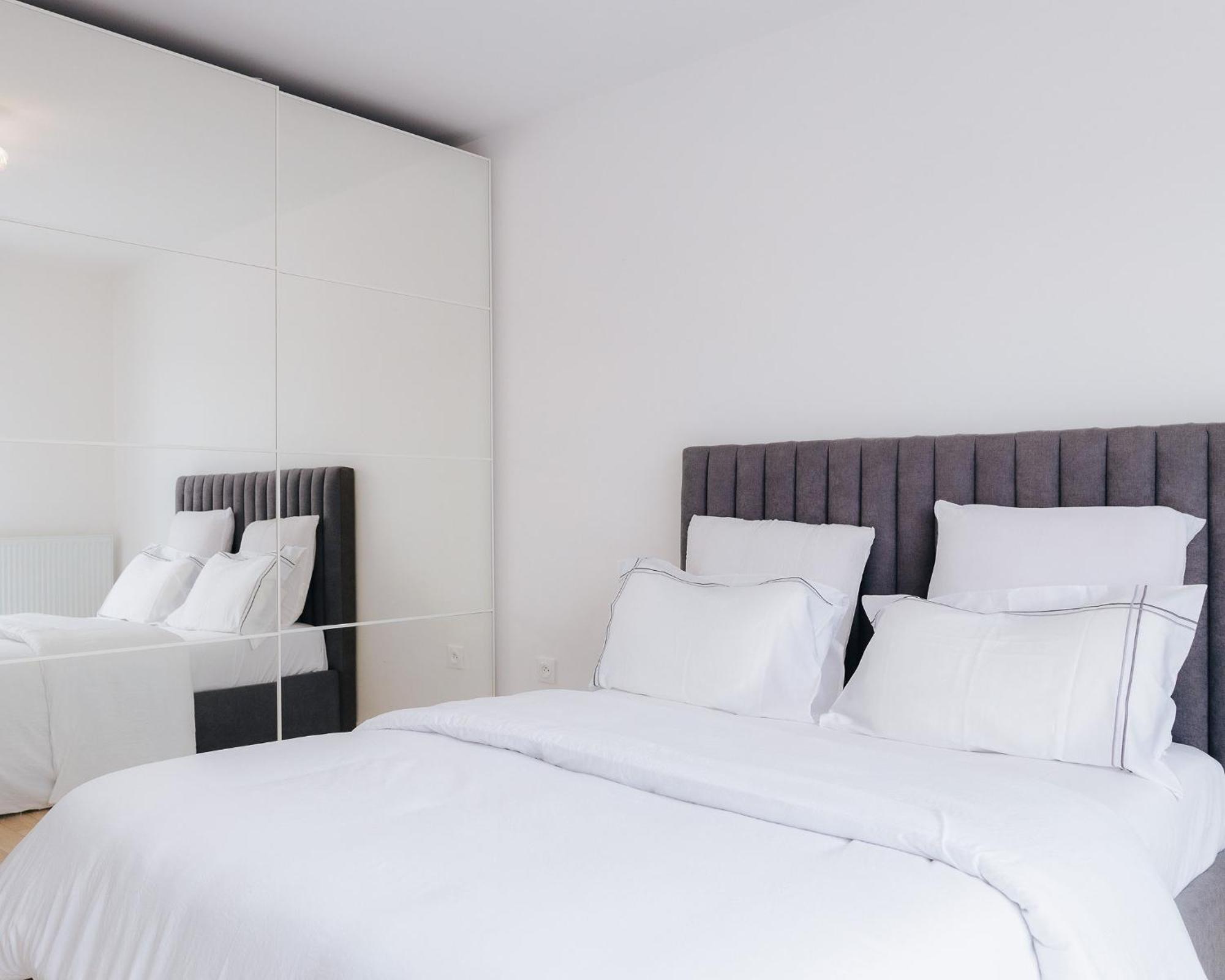 Appartement Luxueux, Neuf & Equipe A Versailles, Сен-Сир-л'Эколь Экстерьер фото